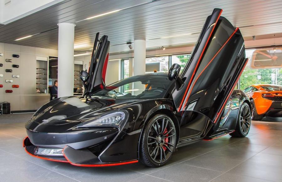 McLaren 570S in Onyx Black '2016